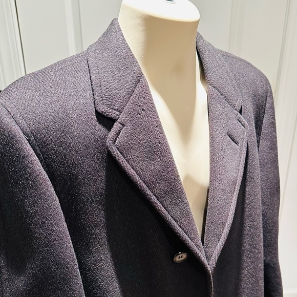 Italian Import Winter Over Coat. - Picture 1 of 16